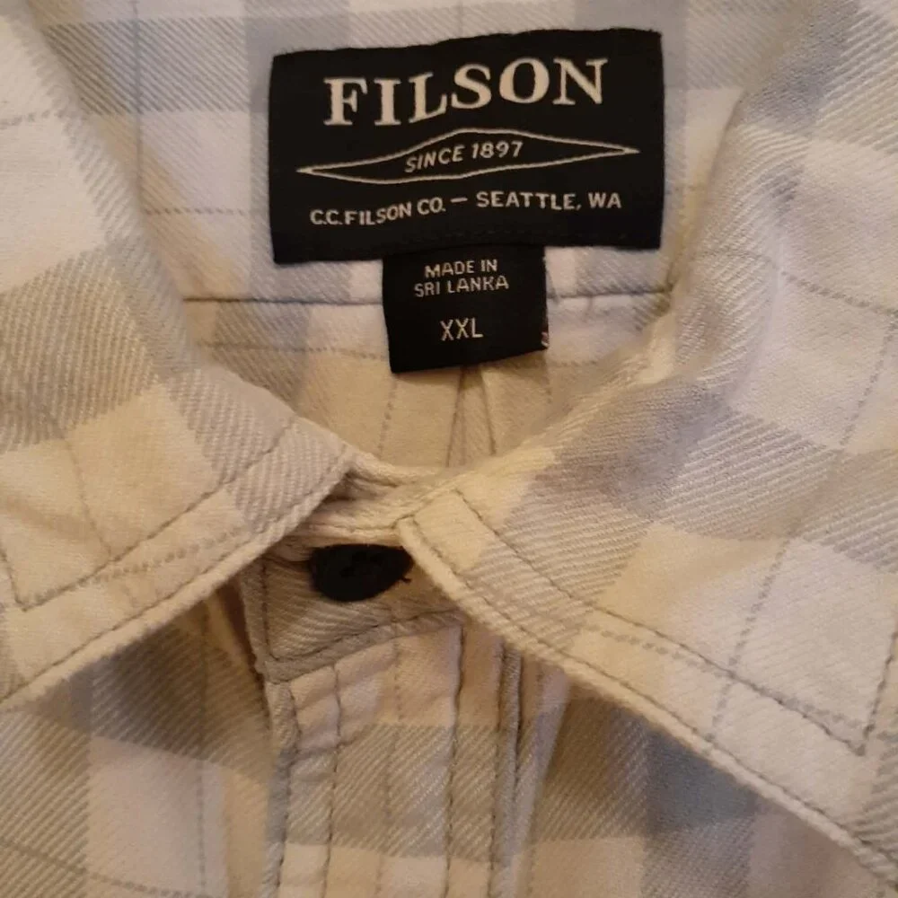 Filson Men's Lightweight Alaskan Guide Flannel Shirt - Picture 8 of 12
